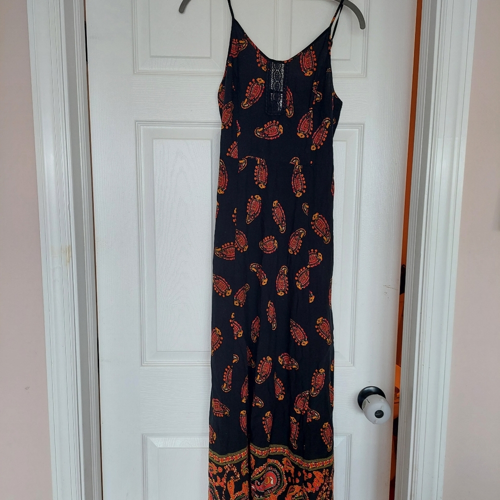 Band of Gypsies Black Paisley Floral Dress with Bright Accents And Pockets